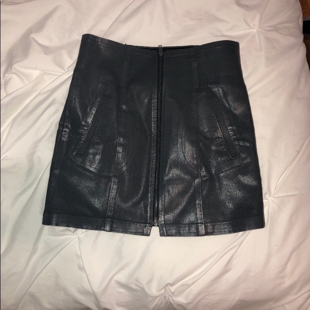 Grey/ Black skirt carmar denim
